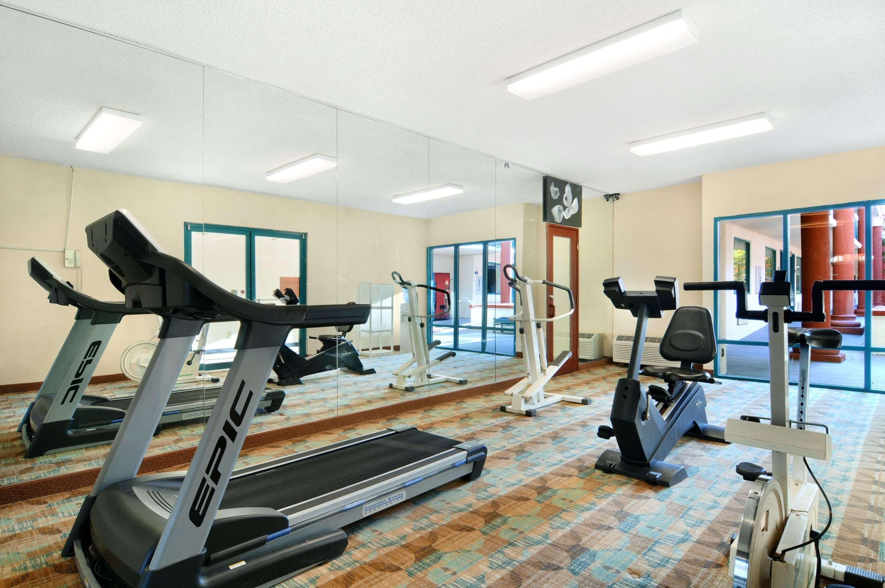 Motel 6 Savannah Ga Gateway & I95 Джорджтаун Экстерьер фото