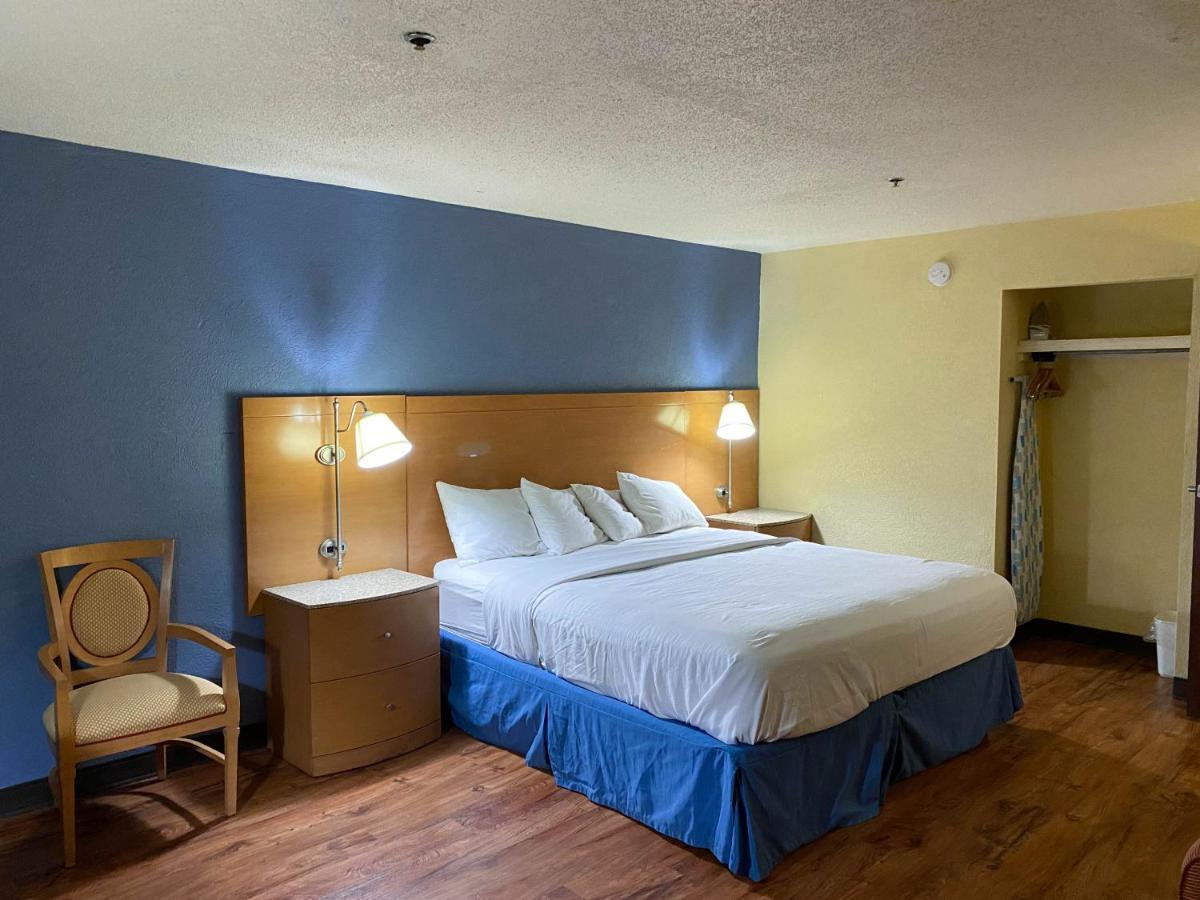Motel 6 Savannah Ga Gateway & I95 Джорджтаун Экстерьер фото