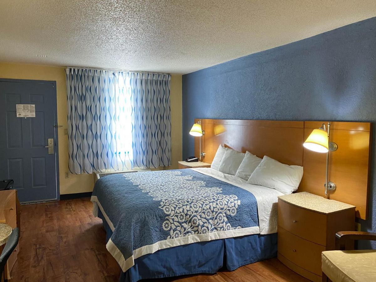 Motel 6 Savannah Ga Gateway & I95 Джорджтаун Экстерьер фото