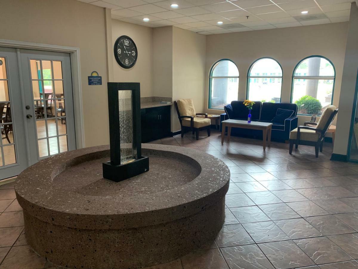 Motel 6 Savannah Ga Gateway & I95 Джорджтаун Экстерьер фото