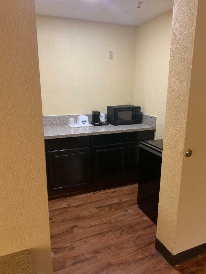 Motel 6 Savannah Ga Gateway & I95 Джорджтаун Экстерьер фото